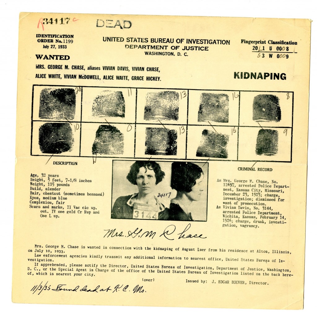 Vivian Chase 001