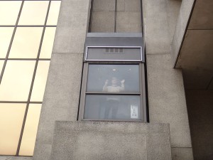 800px-Glass_elevator