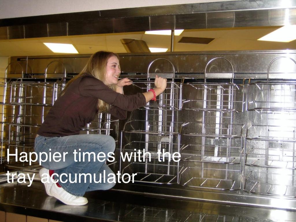 Tray-accumulator