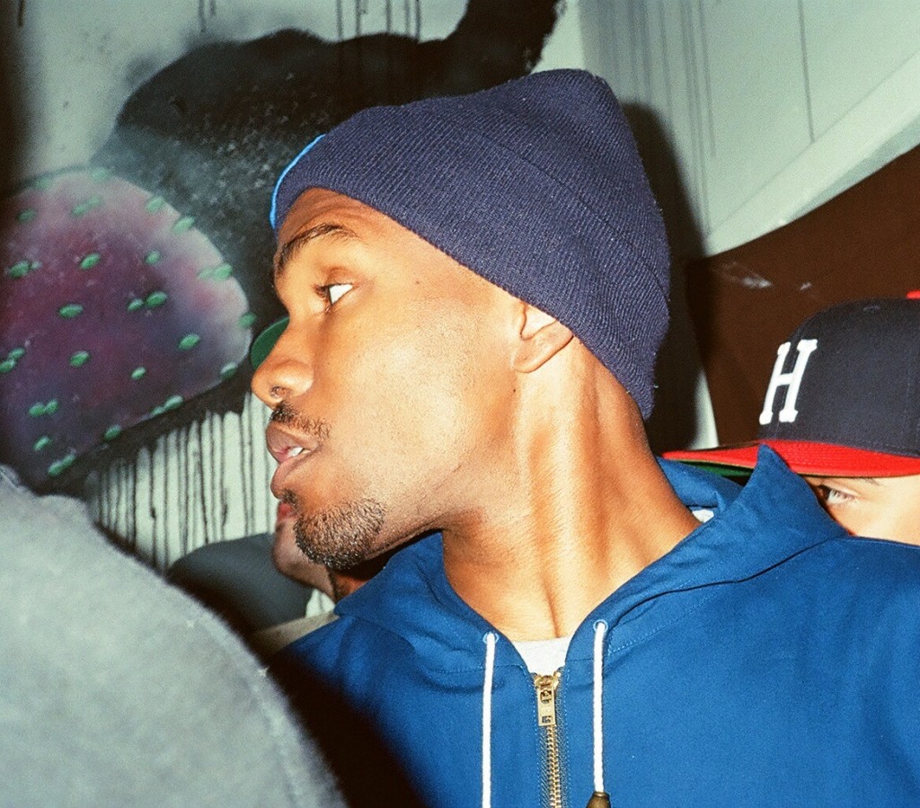Frank_Ocean_December_2011_(cropped)