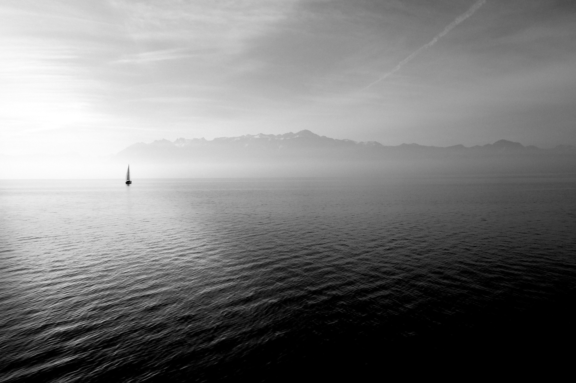sailing-boat-569336_1920