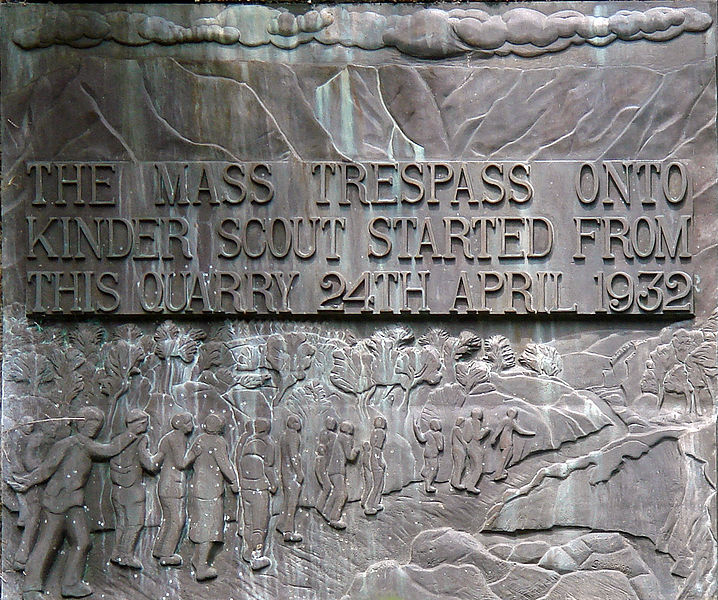 Bowden_Bridge_mass_trespass_plaque_2007