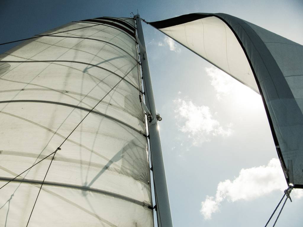 sailboat-691452_1280