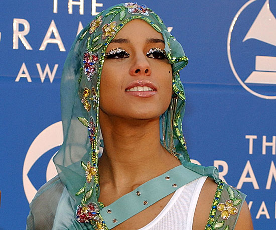 Alicia Keys at the 2002 Grammy Awards
